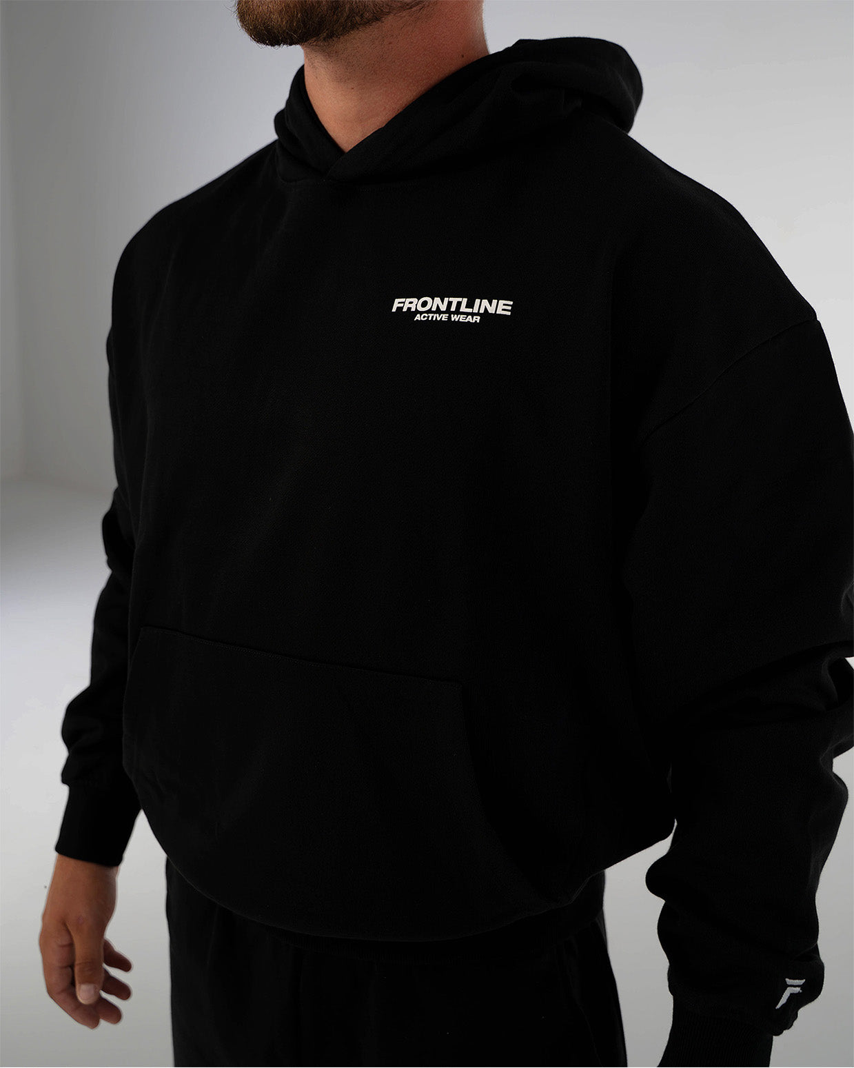 Essential Hoodie Zwart
