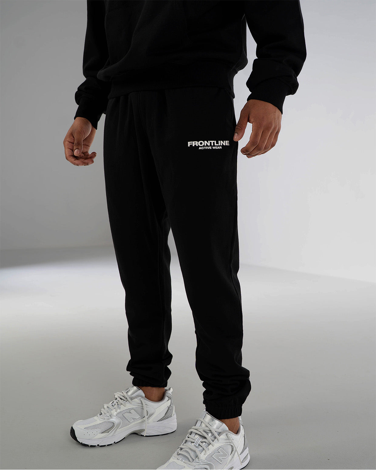 Essential Jogger Zwart