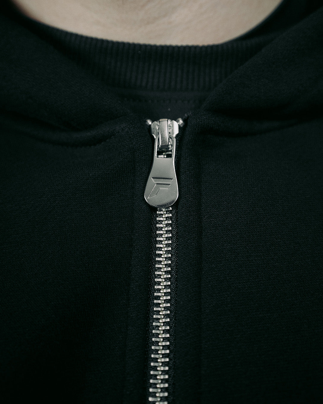 Aftermath Zipper Hoodie Black