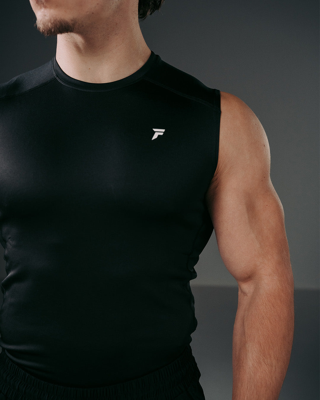 Vital Compressed Tank Black